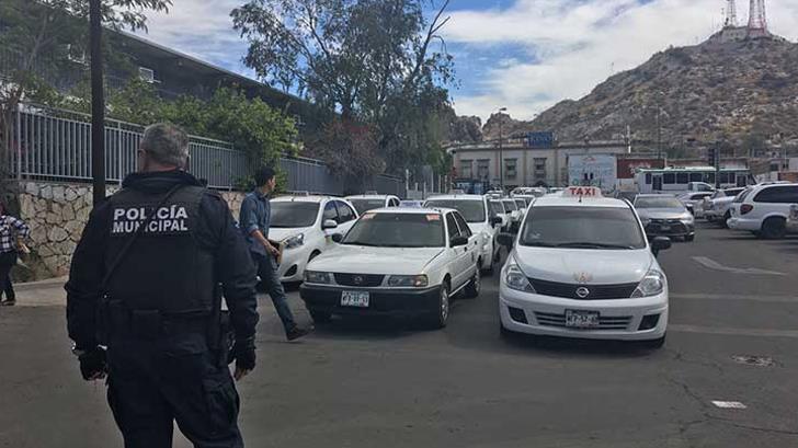 AUDIO | Taxistas volverán a manifestarse contra Uber el próximo martes