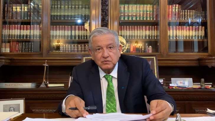 VIDEO | López Obrador firma memorándum para frenar la reforma educativa de EPN