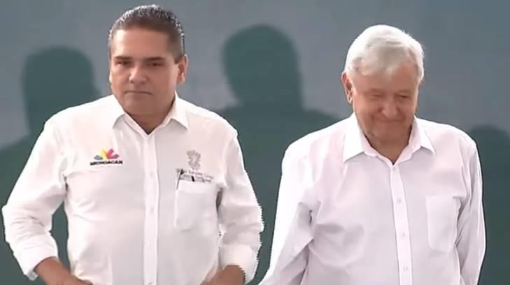 López Obrador anuncia censo de maestros en Michoacán para evitar aviadores