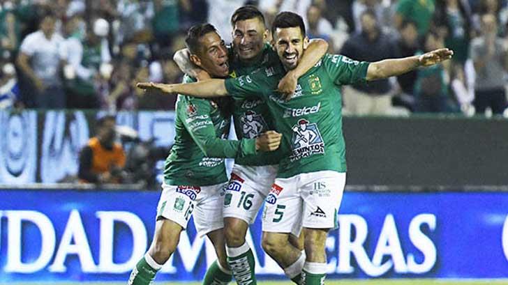 León iguala récord del Cruz Azul al llegar a 10 triunfos consecutivos