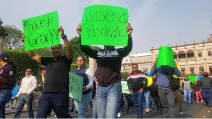 Cerca de 5 mil policías de Michoacán piden la renuncia de José Martín Godoy Castro