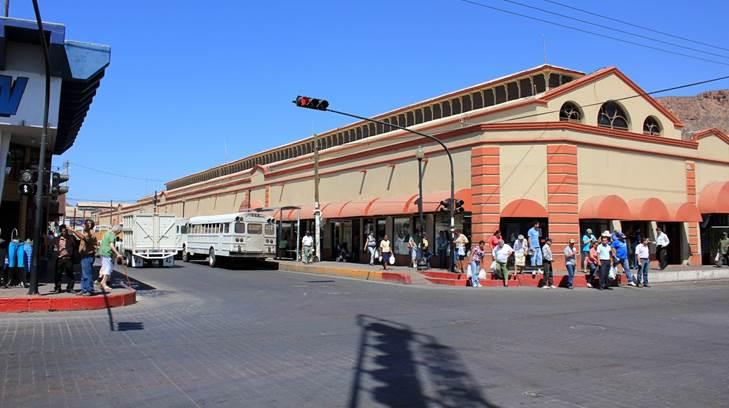 El Ayuntamiento de Guaymas se encargará de subsanar las irregularidades del Mercado Municipal: Jazmín Gómez
