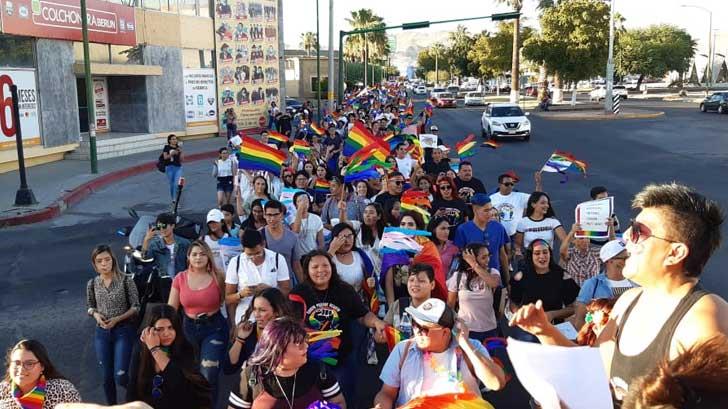 Realizan en Hermosillo la sexta marcha LGBTTTIQ
