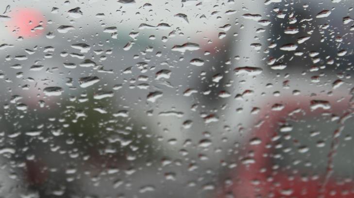 Alertan por fuertes lluvias; en Sur del estado suspenden clases