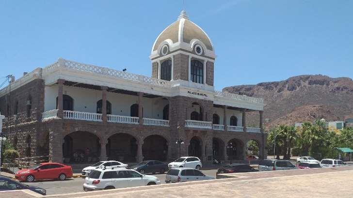 Empleados del Ayuntamiento de Guaymas no tendrán que preocuparse por el aguinaldo