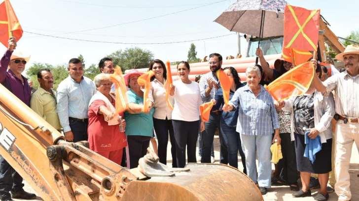 Alcaldesa Célida López dio arranque a la obra de construcción de la red de drenaje en el Ejido Zamora