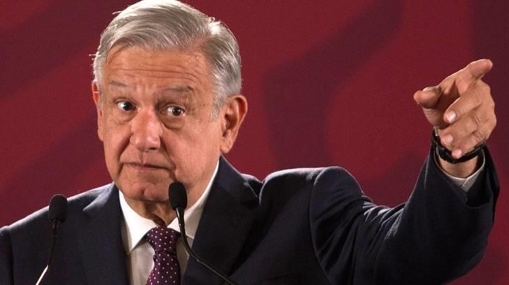 López Obrador advierte a huachicoleros que no permitirá actos ilegales