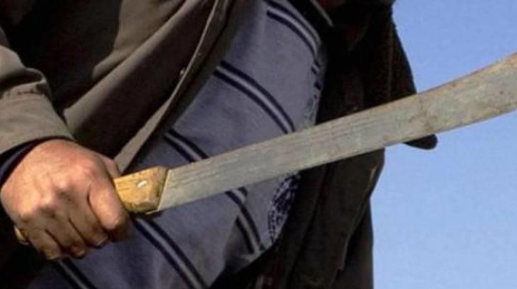 Hombre armado con machete causa terror en el centro de Guaymas