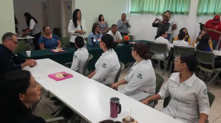 El Conalep plantel Ciudad Obregón lleva a cabo su programa mensual Café Rosa