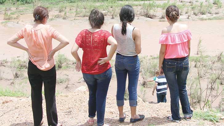 Mantienen lucha en el Río Sonora