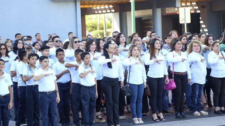 DIF Sonora invita a fomentar los valores cívicos en la familia