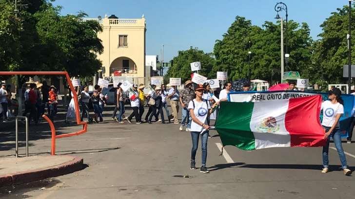 VIDEO | Ciudadanos marchan contra el gobierno de López Obrador en HMO