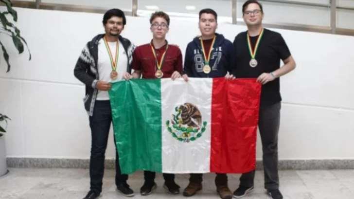Mexicanos conquistan oro, plata y bronce en la Olimpiada de Biología