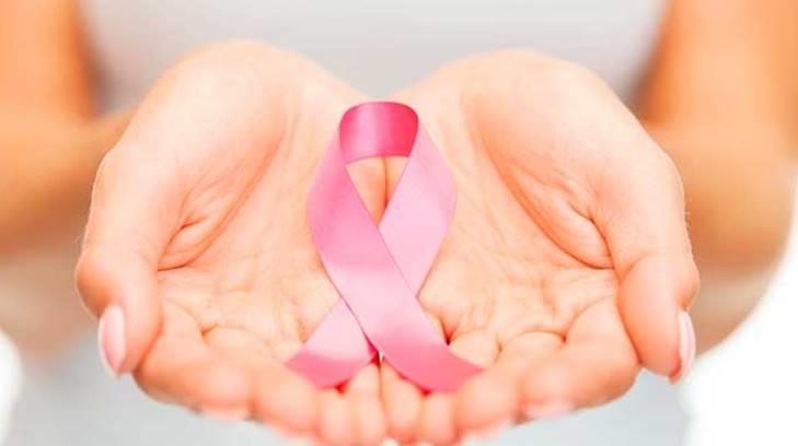 Hacen conciencia sobre el cáncer de mama con Tómatelo a Pecho