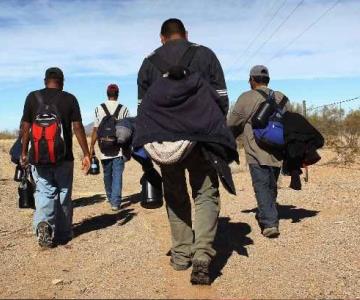 Rescatan a migrantes que vagaban por el crudo desierto de Arizona