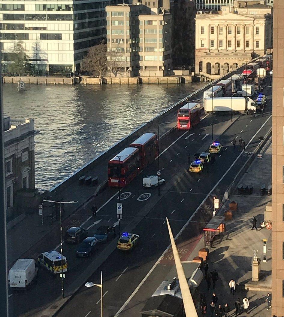 Reportan 5 heridos tras ataque terrorista en Londres