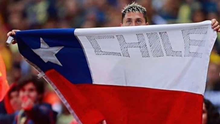Nicolás Castillo acude a las manifestaciones en Chile