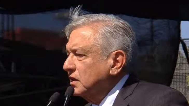 El cambio está a la vista, señala López Obrador al iniciar discurso