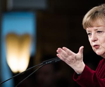 Cepa británica puede aumentar por diez la incidencia: Angela Merkel