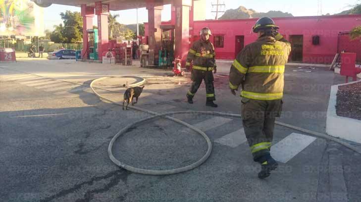 Operadores de gasolinera de la Revolución actuaron de forma correcta: Bomberos