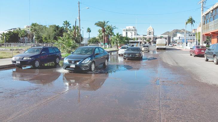 Drenaje brota de nuevo en Centro de Guaymas