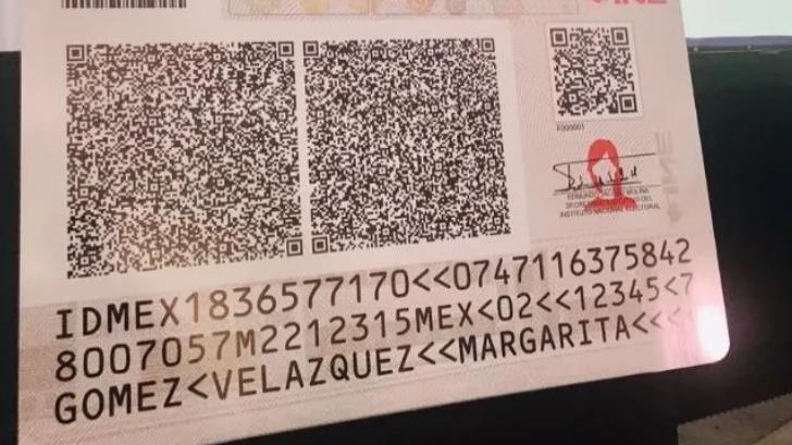 El INE expide nueva credencial con códigos QR para verificar datos