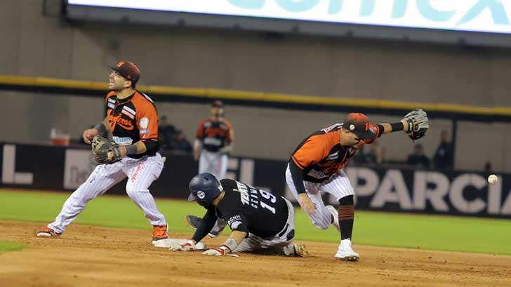 En cerrado encuentro, Naranjeros cae ante Algodoneros