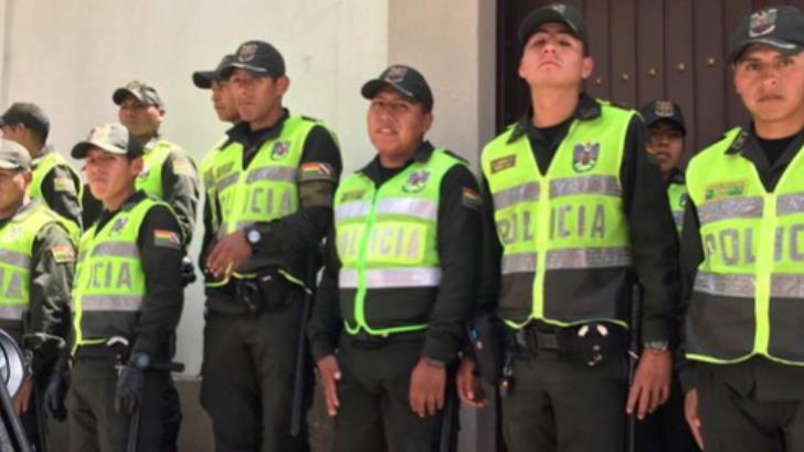 SRE en alerta por embajada de México en Bolivia