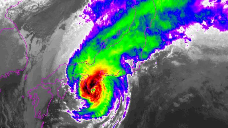 Asciende a 28 la cifra de muertos por el tifón Phanfone en Filipinas