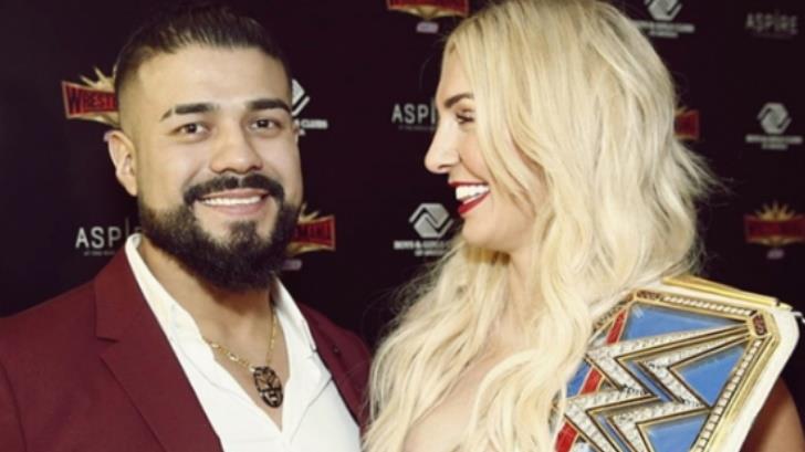 Andrade Cien Almas se compromete con Charlotte Flair