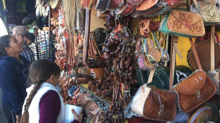 Turistas repuntan ventas de artesanías en Obregón