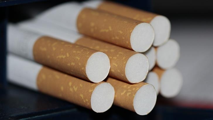 El IEPS encarece de 6 a 7 pesos la cajetilla de cigarros