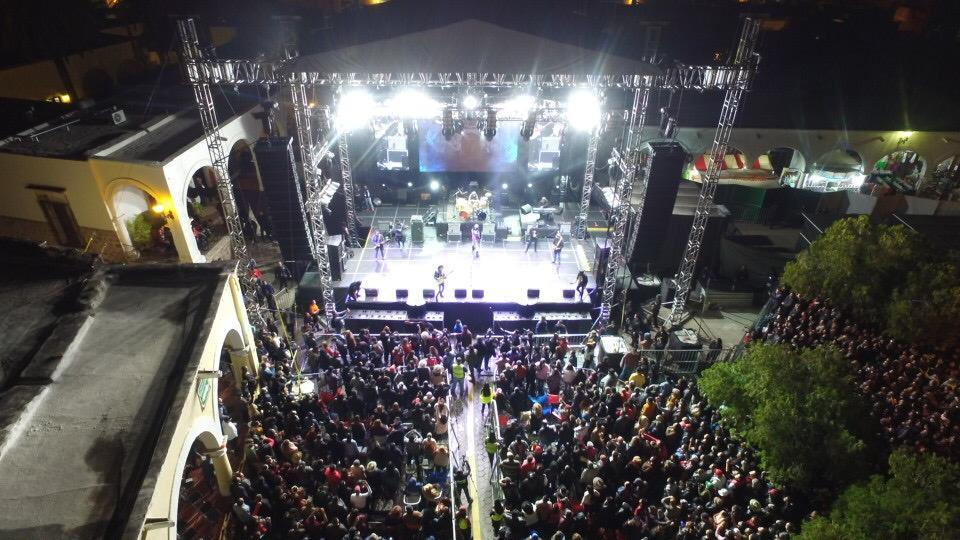 ‘Revienta’ concierto de El Tri en FAOT; asisten más de 10 mil personas