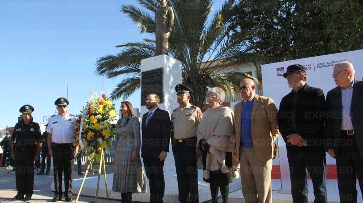 Enaltecen a leyenda de la Policía