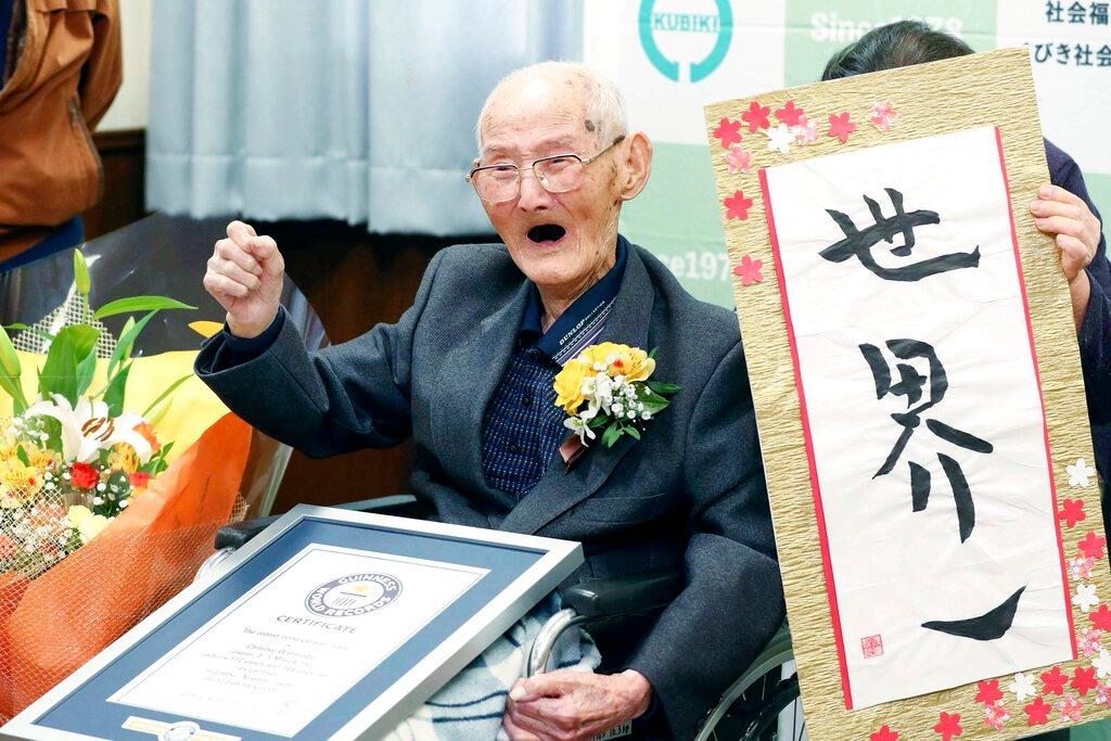 El más viejo vive en Japón: 112 años