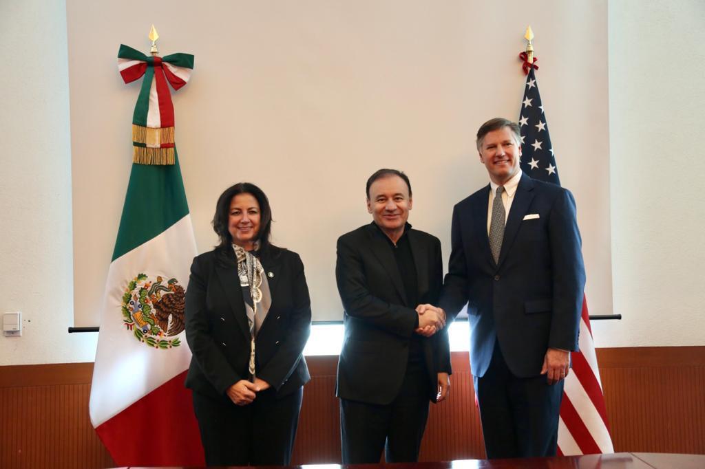 Impulsa México la cooperación con EU para combatir el tráfico de armas