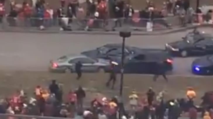 Persecución policíaca invade desfile de Chiefs en Kansas City