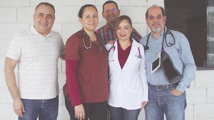 Dan apoyo a la salud en colonia 5 de Mayo