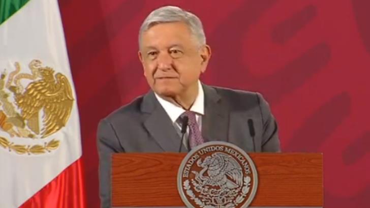 López Obrador ofrece adelantar revocación de mandato para 2021