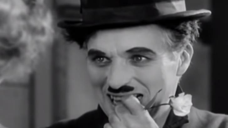 Un día como hoy nace Charles Chaplin