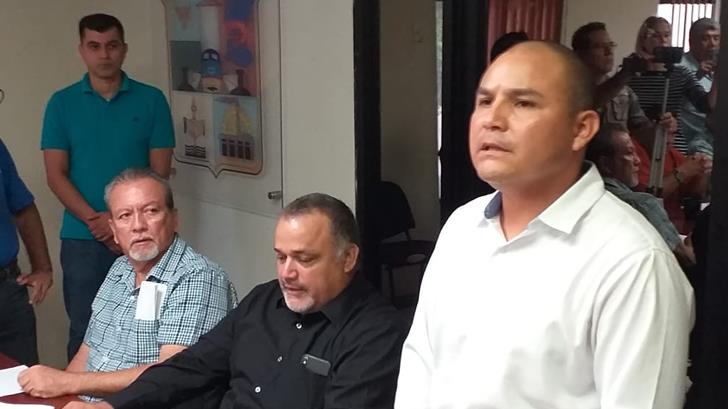 Julio Hernández renuncia a su cargo de Comisario en Guaymas