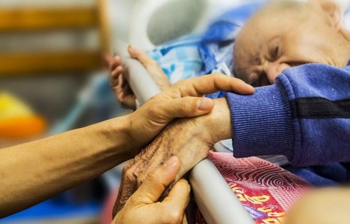 Alrededor de 40 millones de personas en el mundo ocupan cuidados paliativos
