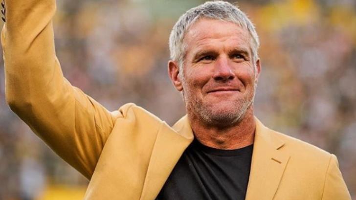 Brett Favre dice que Kaepernick será catalogado como un ‘héroe’