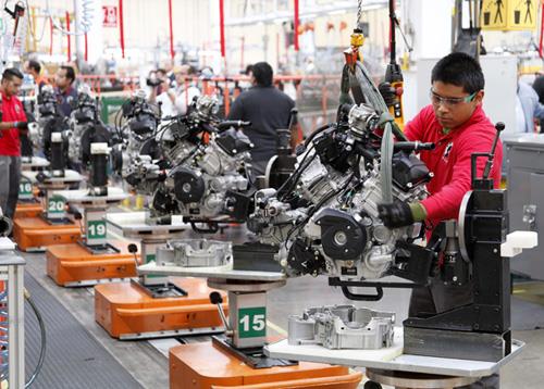 Van 120 trabajadores de la industria manufacturera con Covid-19