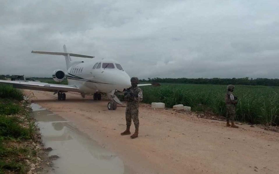 Aseguran avioneta con droga