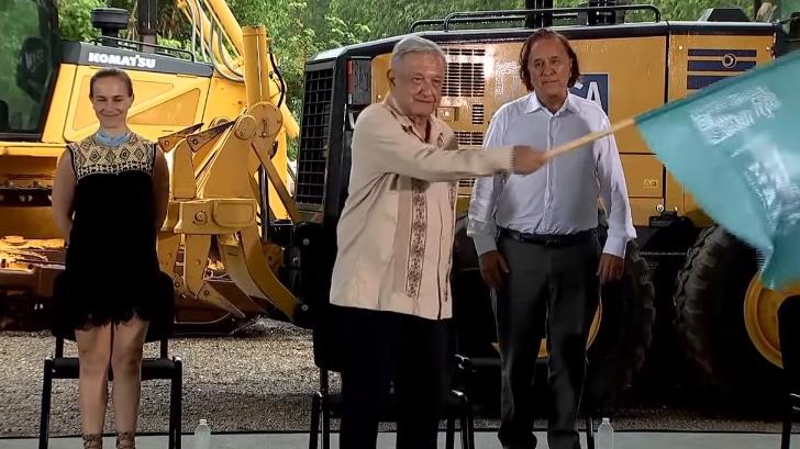 VIDEO | López Obrador da banderazo de salida a construcción de Tren Maya