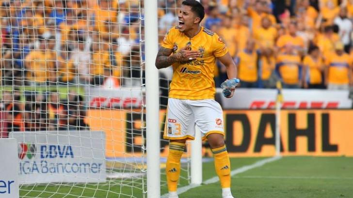 Carlos Salcedo no saldrá de Tigres para jugar en Europa