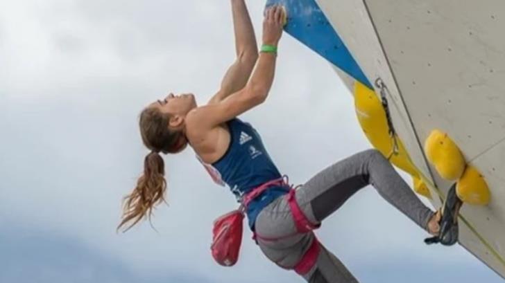 Campeona juvenil de escalada muere al caer de acantilado