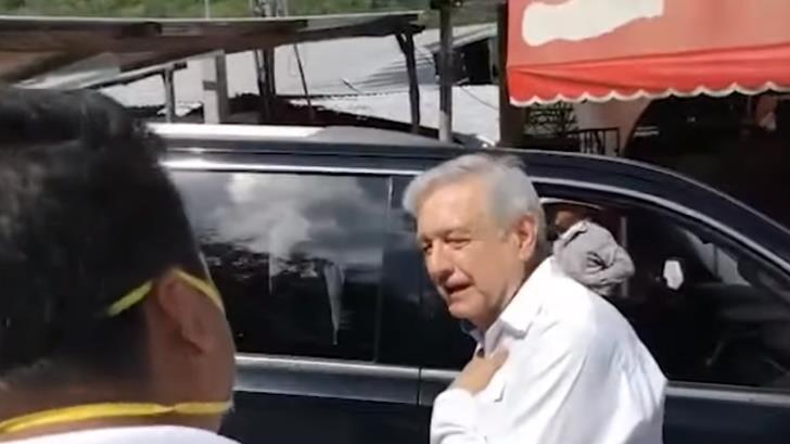 Come López Obrador tlayudas y café en su gira por Oaxaca