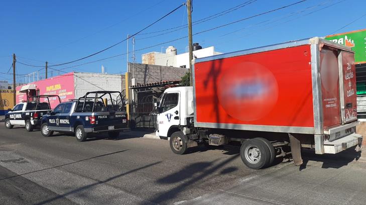 A punta de pistola, le piden a repartidor que se deje caer con la feria